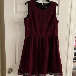 Tommy Hilfiger Maroon eyelid Dress size 16